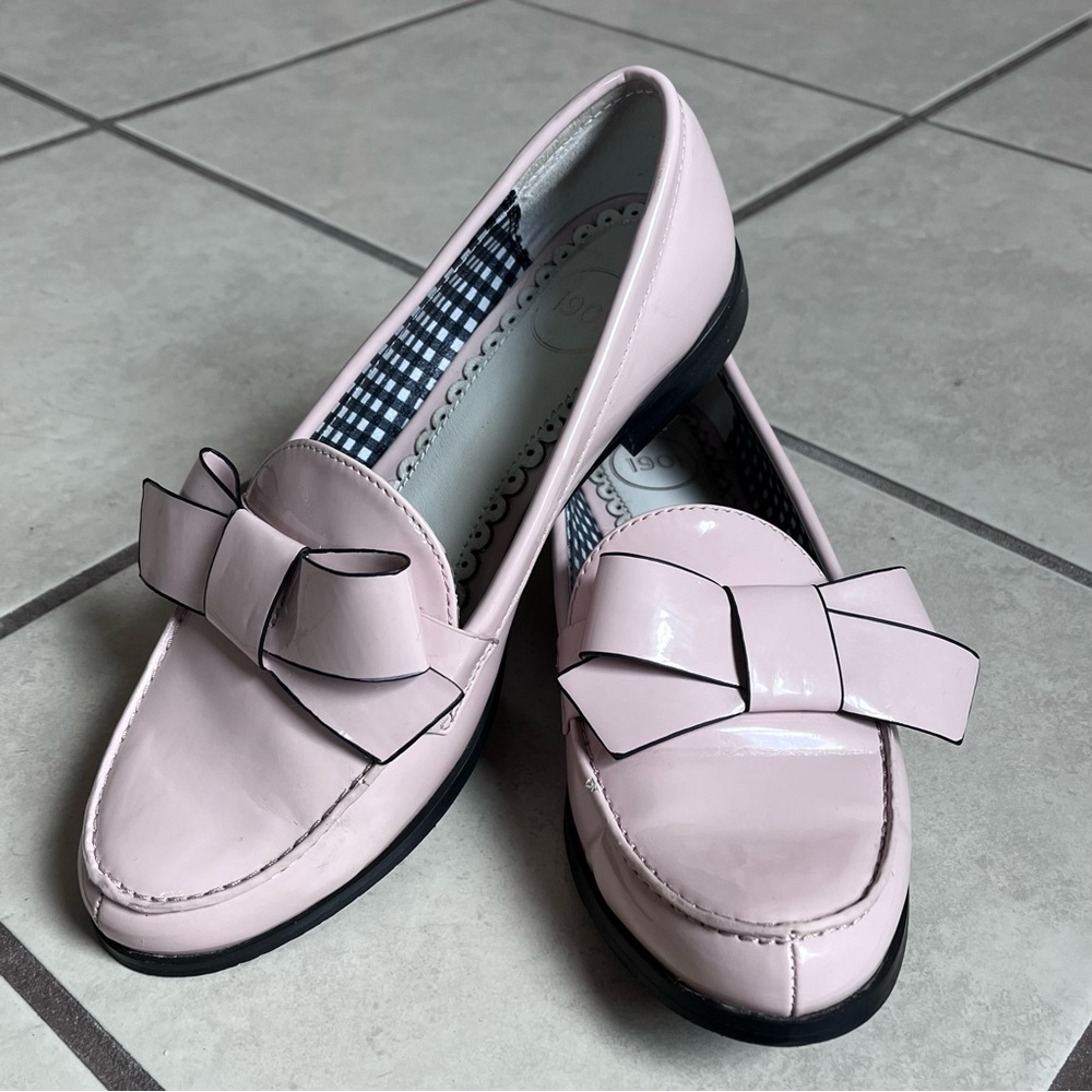 1901 Nordstrom Blush Pink Patent Reenie Bow Loafer Slip On Flats sz 7